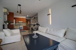 1 Bedroom Apartment on Beach Elias Upper