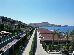 Gala Suites & Villas