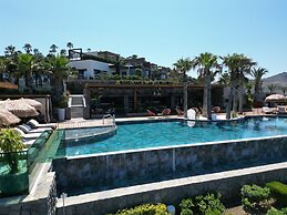 Gala Suites & Villas