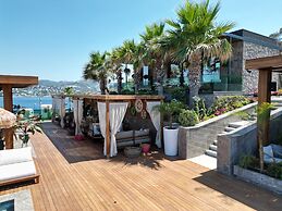 Gala Suites & Villas