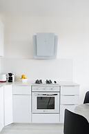 Beach House Style Condo & Pool