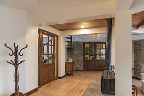 Echor Backwoods Villa Narkanda