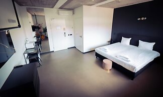 Urban Hotel The Golden Stork