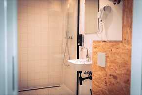 Urban Hotel The Golden Stork