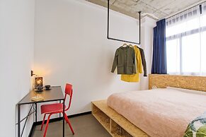 Urban Hotel The Golden Stork