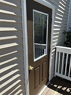 Cozy 3BR Beach House by the Sea