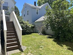 Cozy 3BR Beach House by the Sea