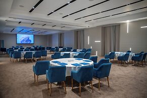 Cleopatra Sidi Heneish