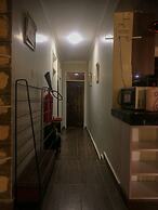 Stunning Karen Home With Modern Amenities