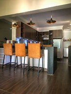 Stunning Karen Home With Modern Amenities