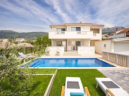 Luxury villa Bachin - family villa