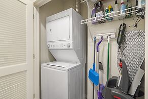 Kings Hideaway - Near DT!