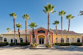 Laura's Villa at Regal Palms