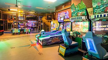 Laura's Villa at Regal Palms