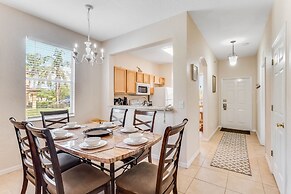 Laura's Villa at Regal Palms