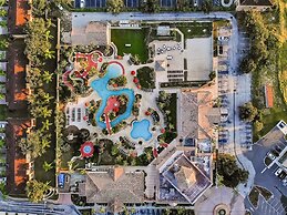 Laura's Villa at Regal Palms