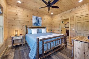 Pet Friendly Cabin Hot Tub, Games & Fishing Pond