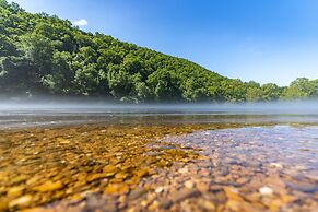 Lakefront Paradise at the Pointe