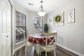 Lakefront Paradise at the Pointe