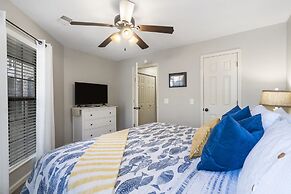 Lakefront Paradise at the Pointe