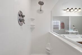 New Lakefront Sanctuary Duo - Island Living!