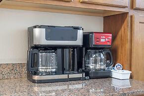 New Lakefront Sanctuary Duo - Island Living!