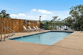 New Lakefront Sanctuary Duo - Island Living!