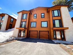 Obsidian Dreaming - On the Sierra Star Golf Course