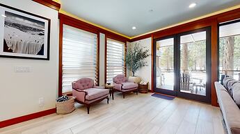 Obsidian Dreaming - On the Sierra Star Golf Course