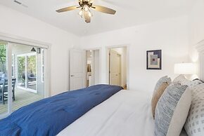 New Lakeside Haven - Picturesque