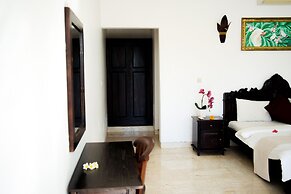 Alam Bali Beach Resort