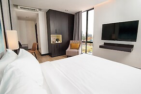 GLOW PARK HOTEL Grand Royal Palace