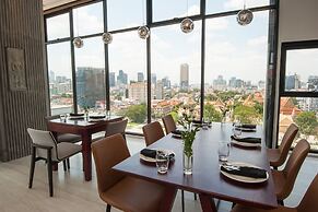 GLOW PARK HOTEL Grand Royal Palace