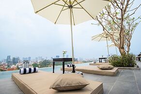 GLOW PARK HOTEL Grand Royal Palace