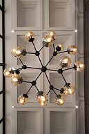 GLOW PARK HOTEL Grand Royal Palace