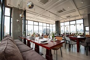 GLOW PARK HOTEL Grand Royal Palace