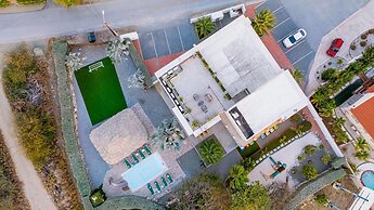 Koyari Modern Condos 3 w Private Roof Deck