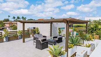 Koyari Modern Condos 3 w Private Roof Deck