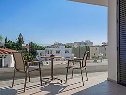 Sanders Olive - Cozy 1-bdr Apt With Shared Pool