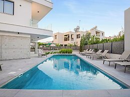 Sanders Olive - Cute 2-bdr Apt With Shared Pool