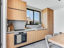 Sanders Olive - Cute 2-bdr Apt With Shared Pool