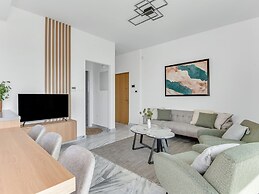 Sanders Olive - Cute 1-bdr Apt With Shared Pool