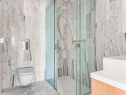 Sanders Olive - Chic 2-bdr Apt With Shared Pool