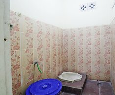 OYO Life 91606 Nadin Guest House Syariah