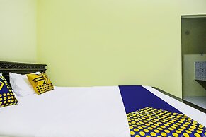 OYO Life 91606 Nadin Guest House Syariah