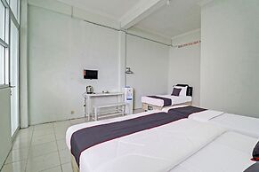 Capital O 91466 Hotel Neu Backpacker Tf Syariah (smk Tb)