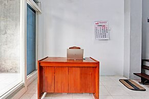 OYO 91960 Fariza House Syariah