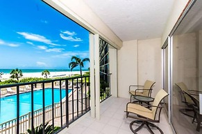 Siesta Beach Retreat Poolside 2BR Condo