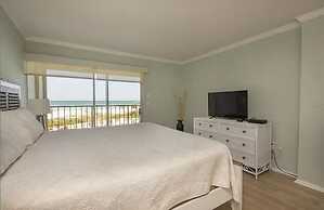 Siesta Beach Retreat Poolside 2BR Condo