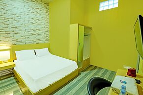 OYO 91857 Callista Homestay Near RSUD Prof. Dr. H. M. Anwar Makkatutu